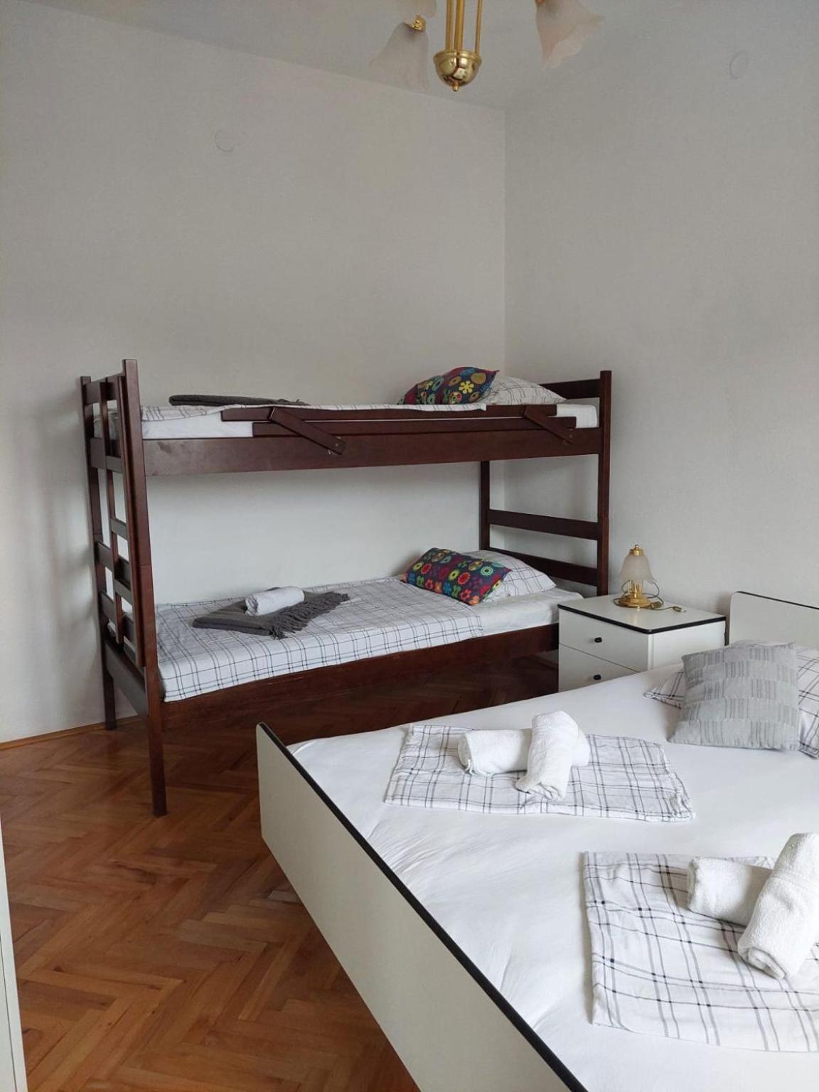 Apartments Pavao 포스티라 외부 사진
