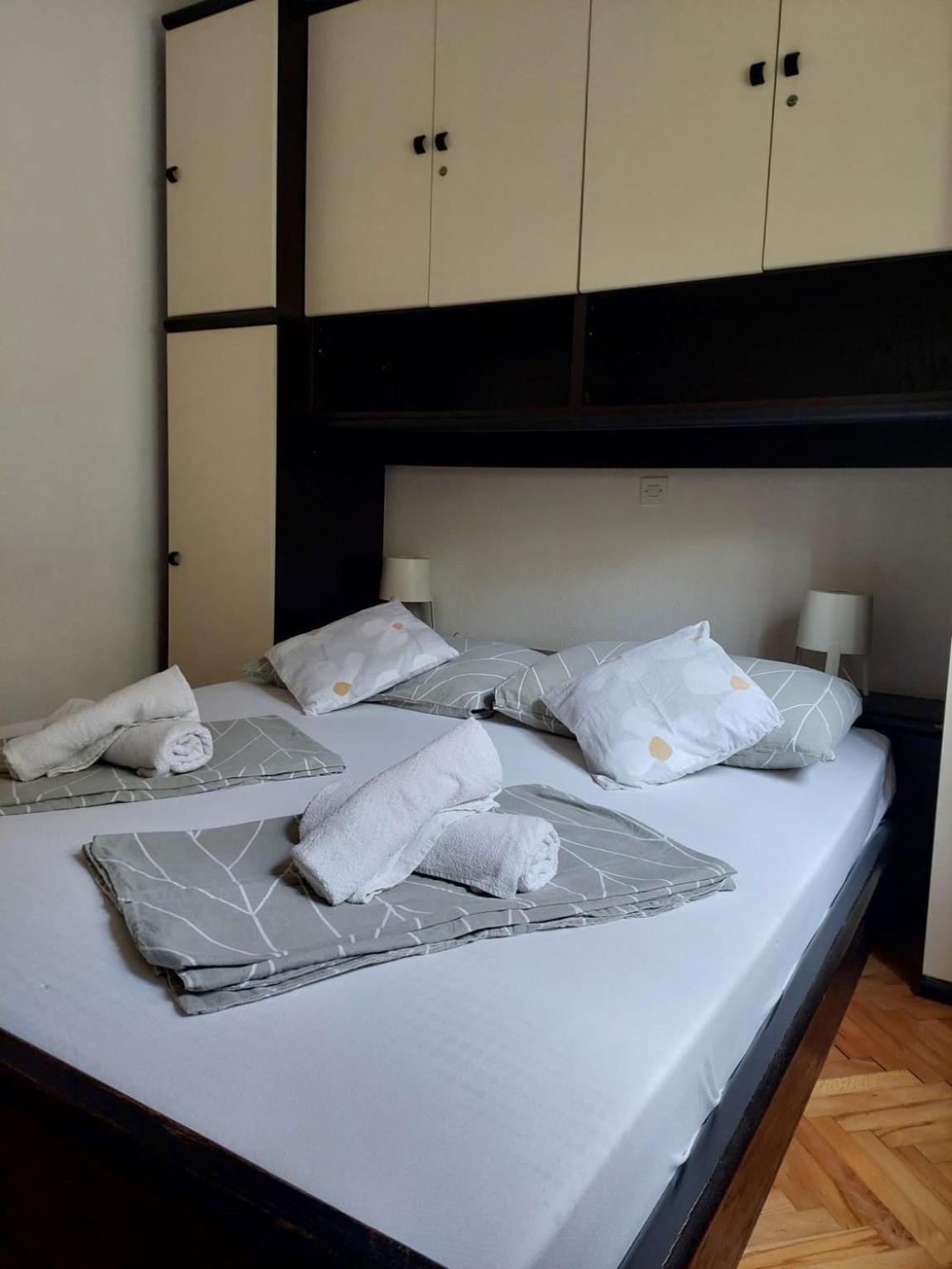Apartments Pavao 포스티라 외부 사진